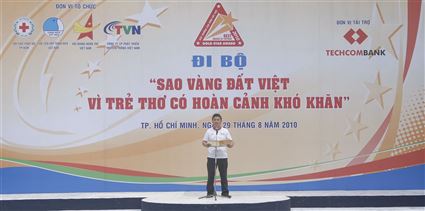 Ông Đặng Thành Tâm - Chủ tịch Câu lạc bộ Sao Vàng Đất Việt - Đồng hành cùng trẻ thơ có hoàn cảnh khó khăn